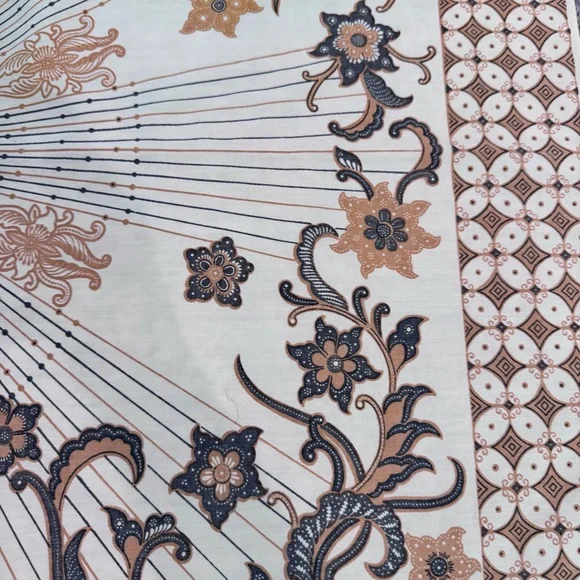 Gorgeous 35 Inch Square Scarf - Picture 7 of 15